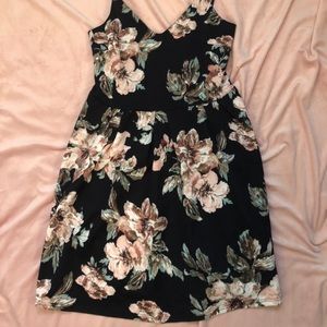 🎈3/$20🎈Spaghetti Strap Floral Dress, size L